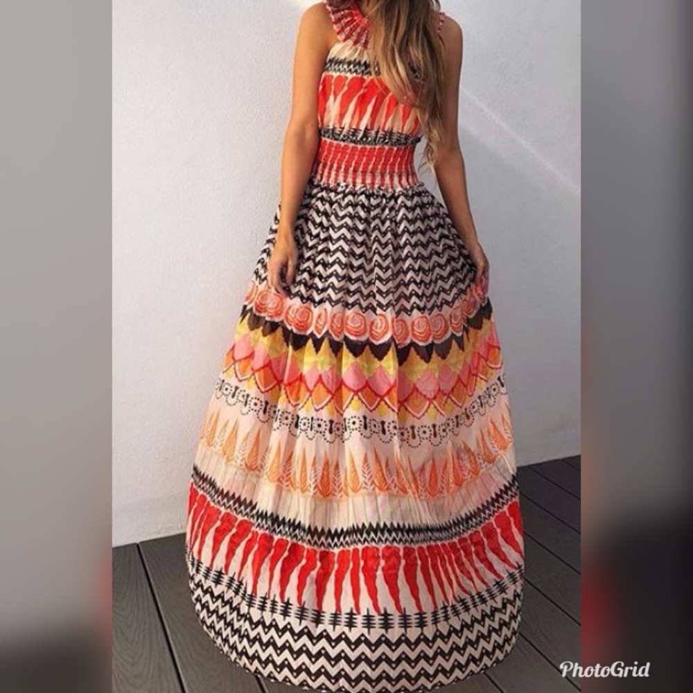 NWT L’Atiste by Amy maxi from ShopHopes🌻